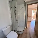 Olea شقة باكوشتاني